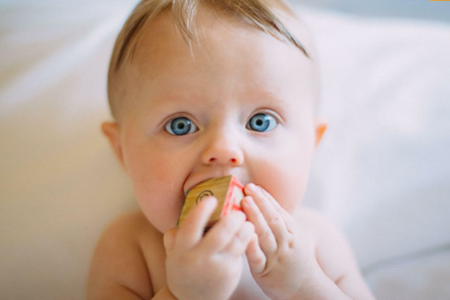 Уход за кожей ребенка в зимнее время