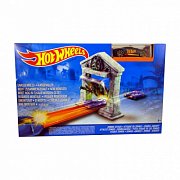 Hot Wheels Трек Атака зомби BGH87 DJF03